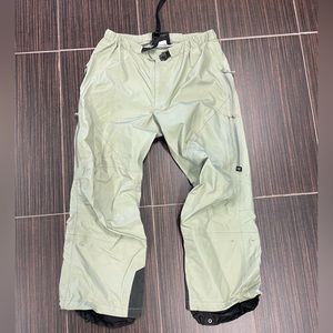 Arc’teryx Gore Tex XL Mens Snowboard / Ski / Winter Pants